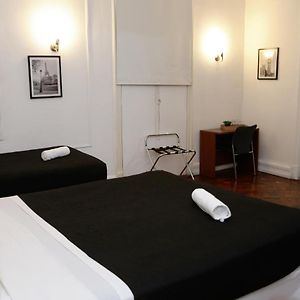 Habitación con 2 Camas Individuales